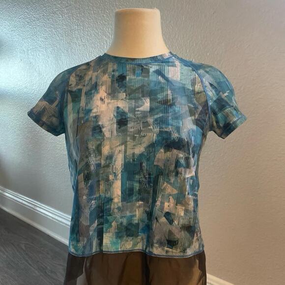 Lululemon Top - Picture 2 of 6